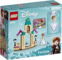 KLOCKI LEGO DISNEY PRINCESS DZIEDZINIEC ZAMKU ANNY