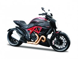 FIGURKA MODEL METALOWY MOTOCYKL MOTOR Ducati Diavel Carbon 1/12